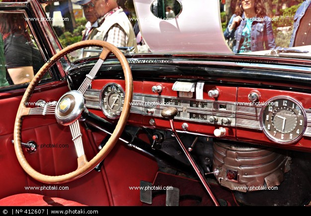 coches-antiguos-packard-de-1937-descapotable-interior_412607.jpg